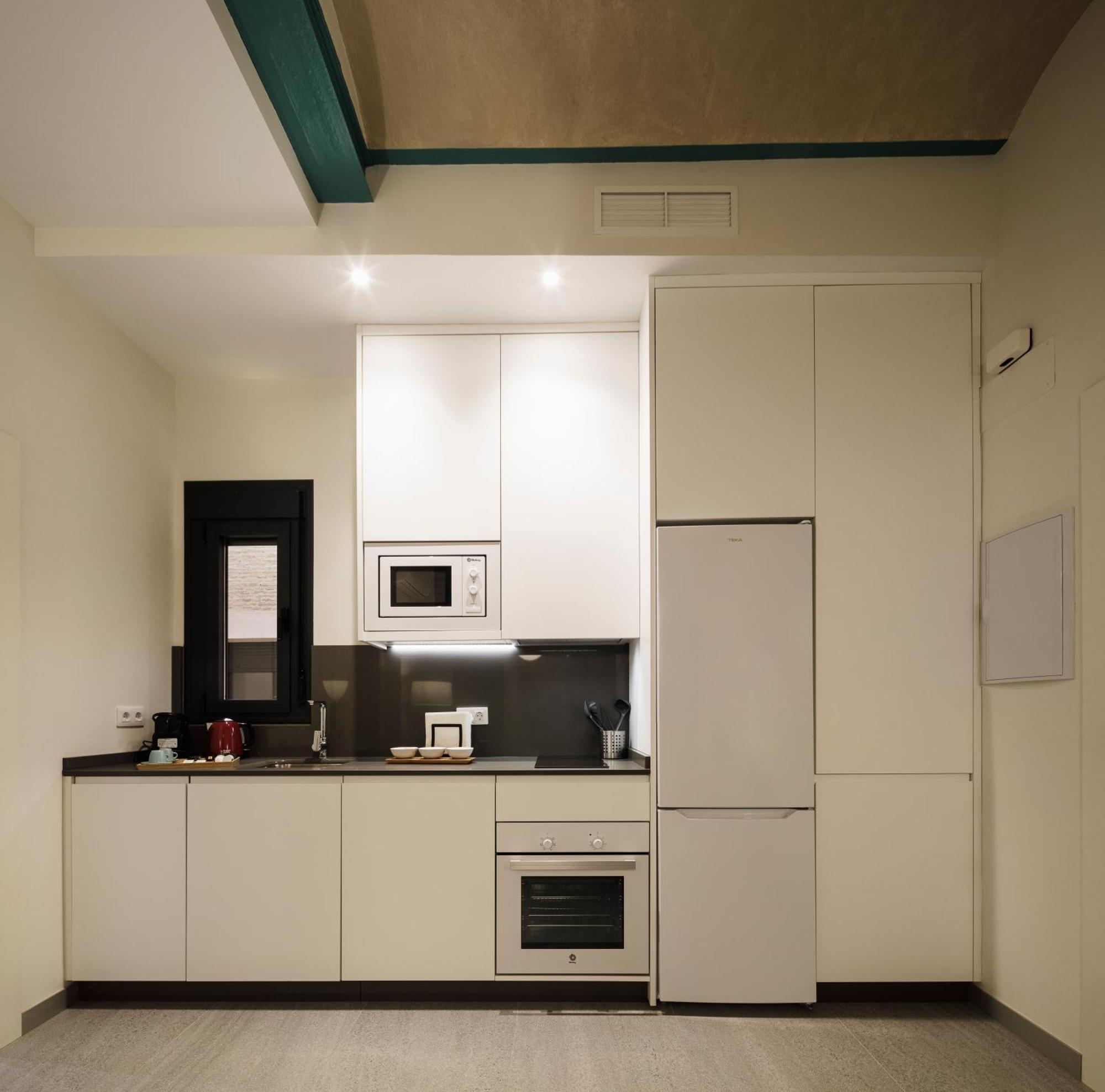 Terra Triana Apartments Севиля Екстериор снимка