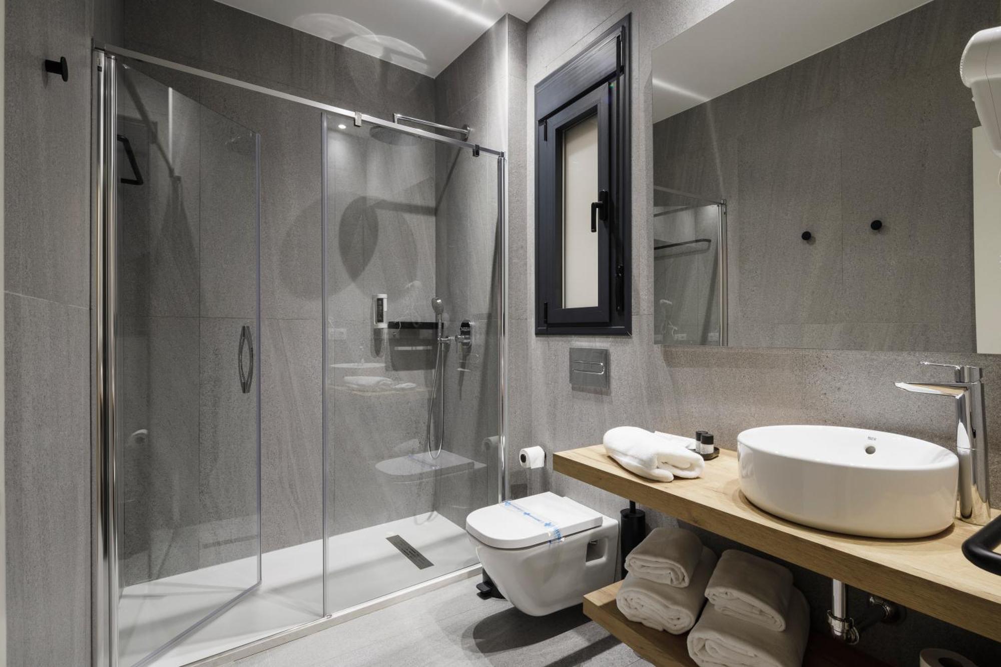 Terra Triana Apartments Севиля Екстериор снимка
