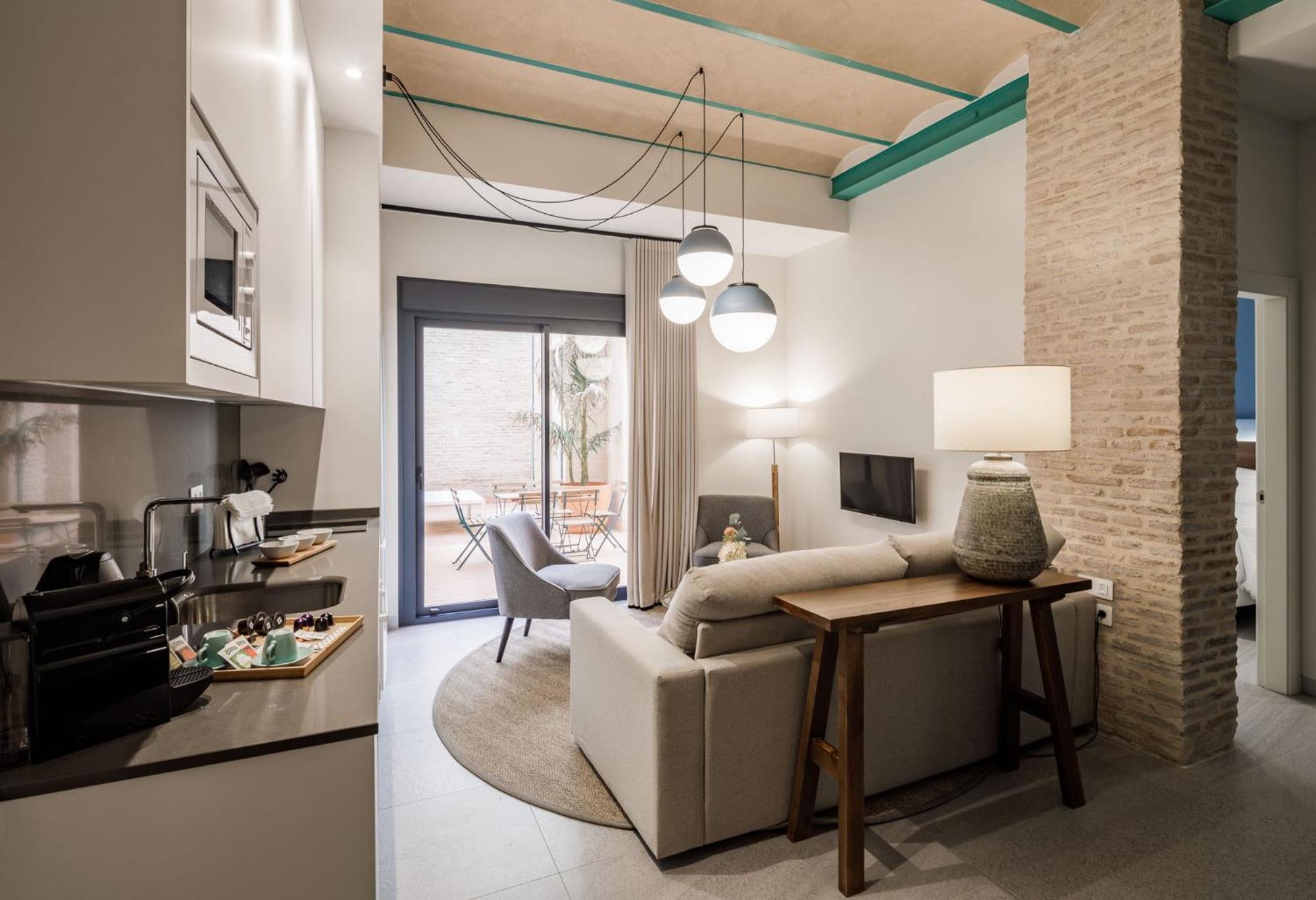 Terra Triana Apartments Севиля Екстериор снимка