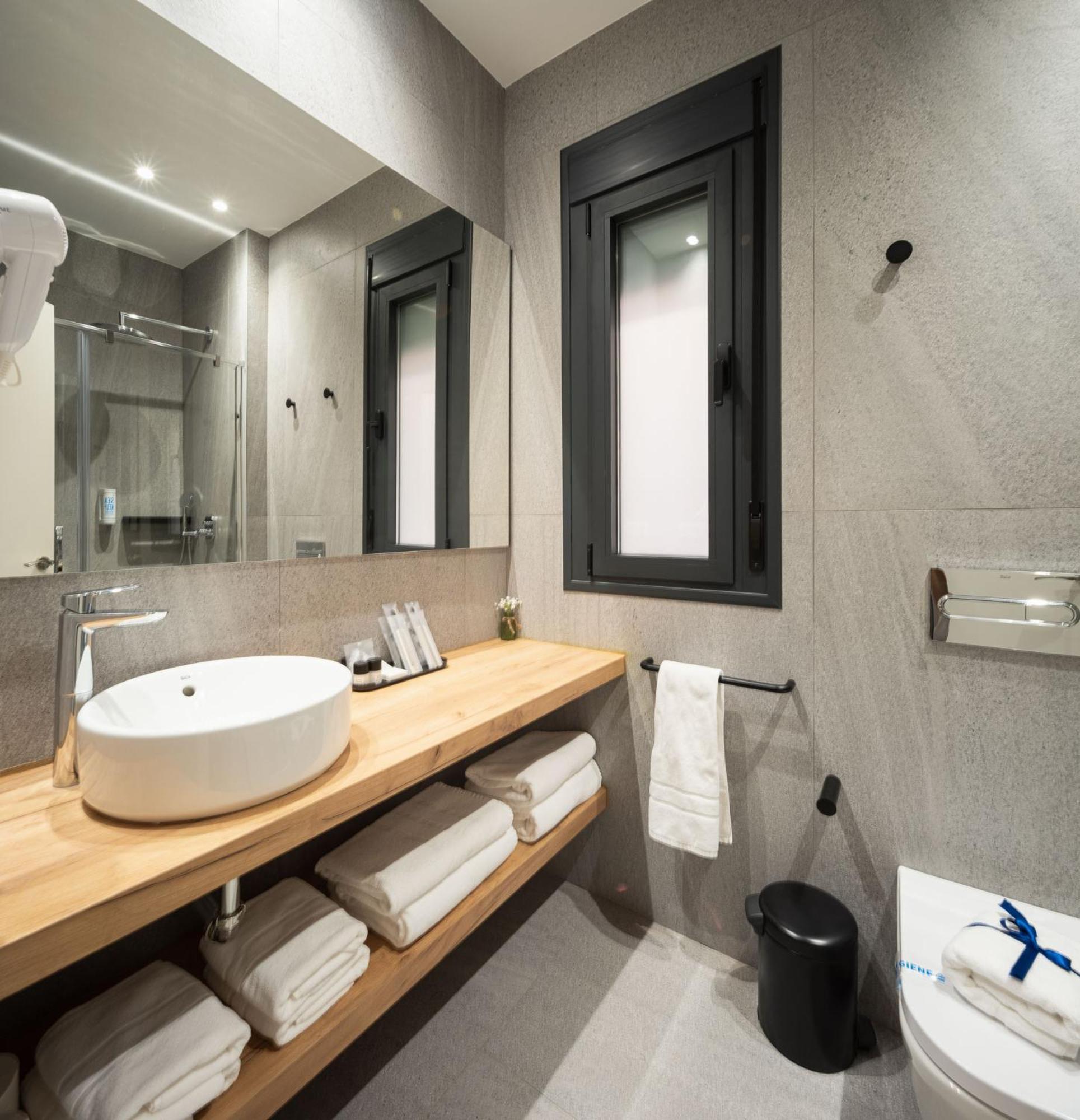Terra Triana Apartments Севиля Екстериор снимка