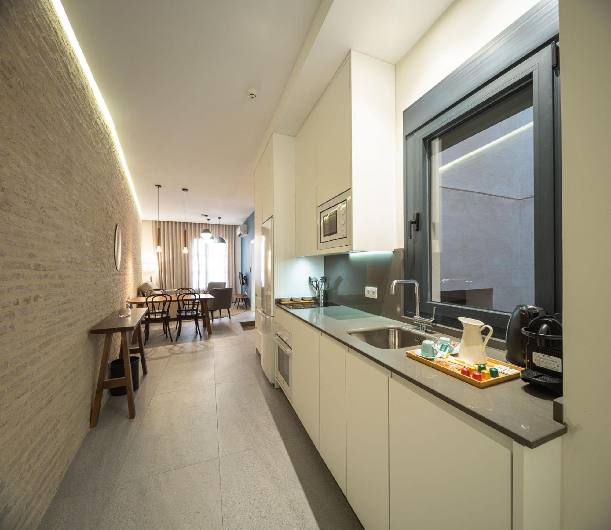 Terra Triana Apartments Севиля Екстериор снимка
